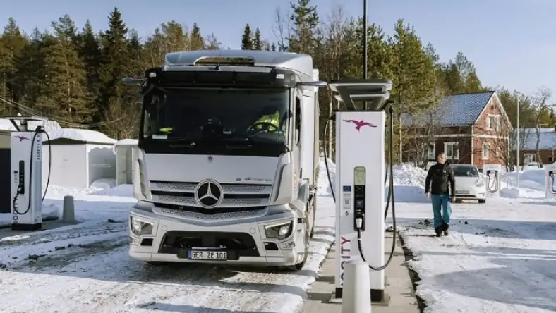 When Winter Hits, Electric Fleets Feel the Strain